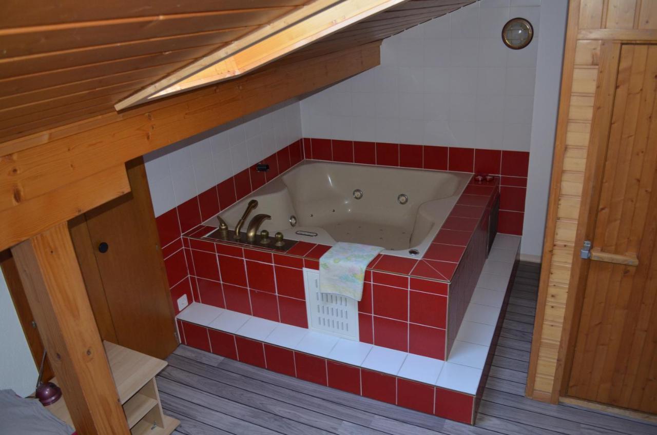Logement Chez L'Habitant Etage Independant Grône Exteriér fotografie