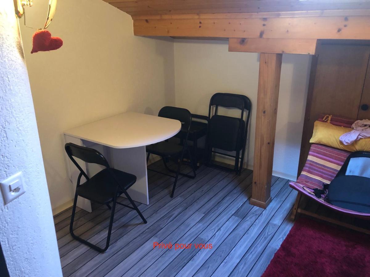 Logement Chez L'Habitant Etage Independant Grône Exteriér fotografie